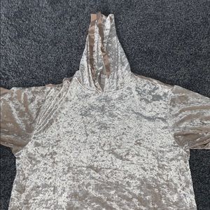 Short sleeve hoodie